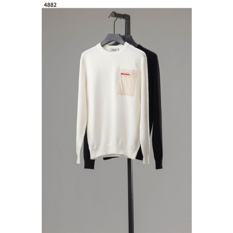 프라* [PRADA] 수입고급 포켓 레드로고 크루넥 스웨터