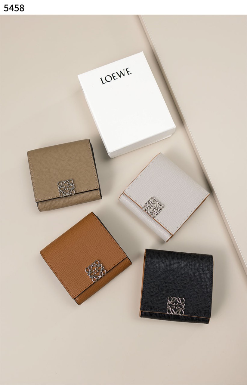 로** [LOEWE] 애너그램 트라이폴드 지갑