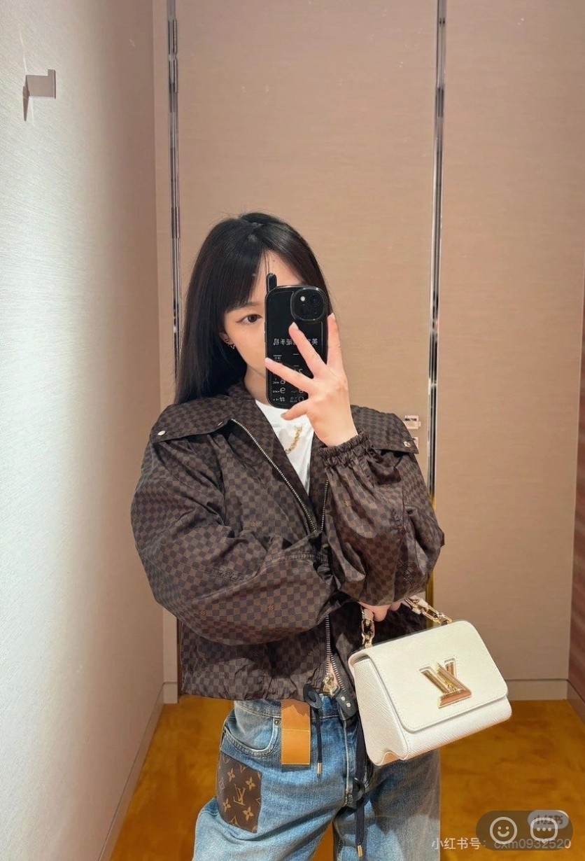 루*** 모노그램 자켓