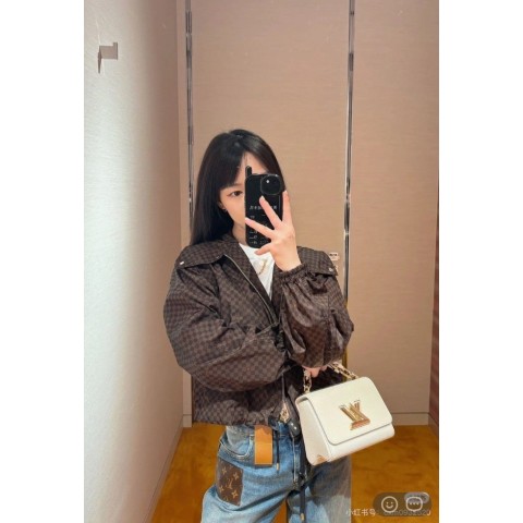 루*** 모노그램 자켓
