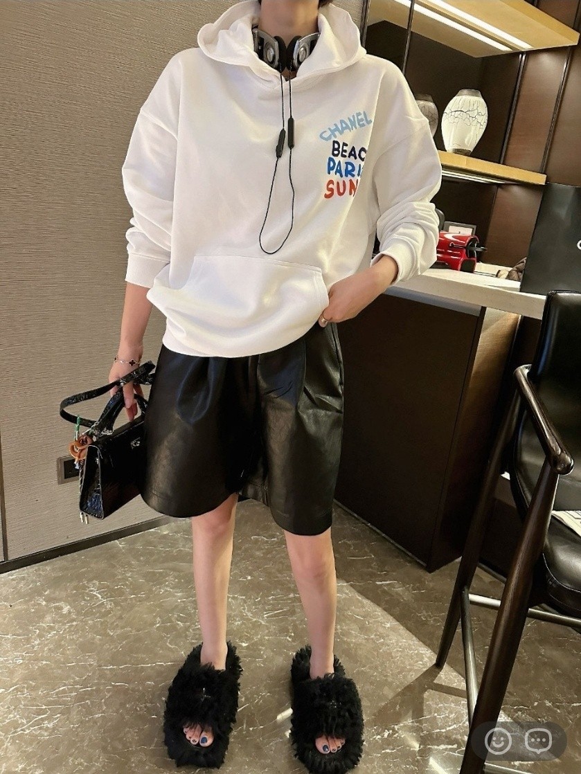 샤* 라운드 로고 후드티