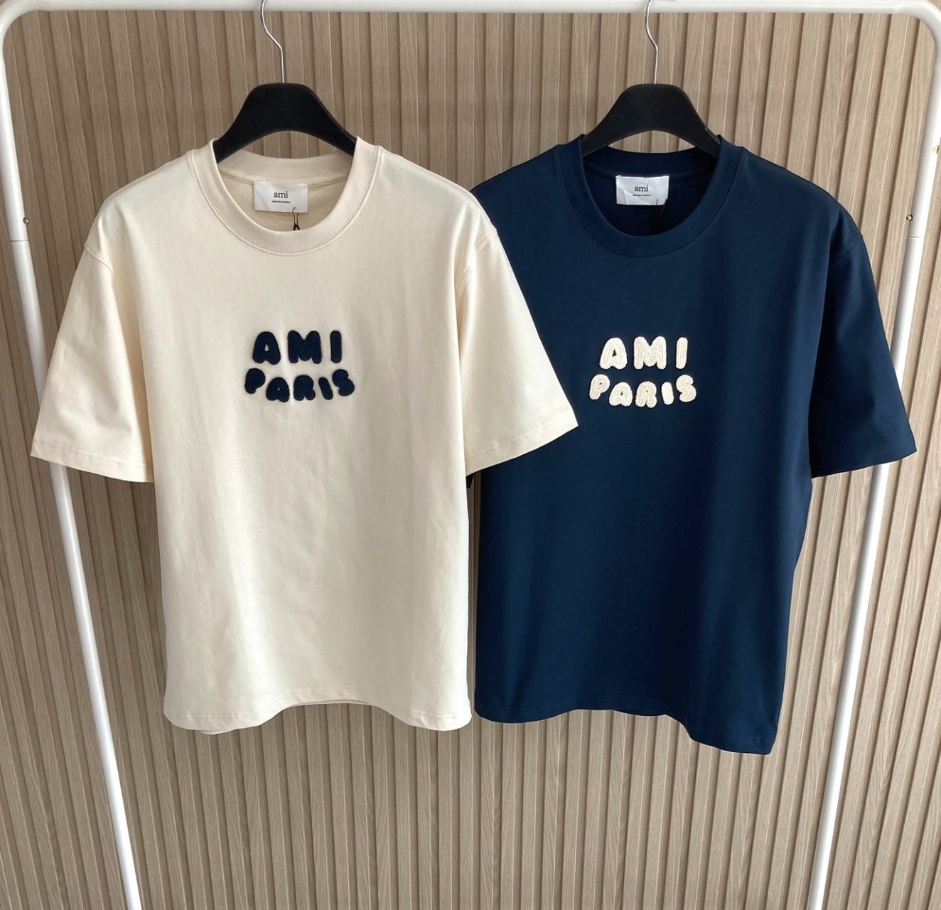 아* 파리스 니트패치 반팔티