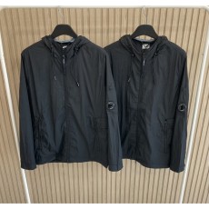 씨**** 후드 바람막이 자켓