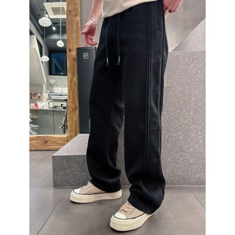 발**** 블랙자수 트레이닝 팬츠