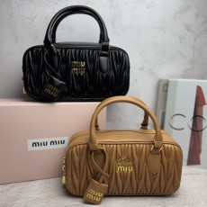 미*** 마테라쎄 나파 가죽백