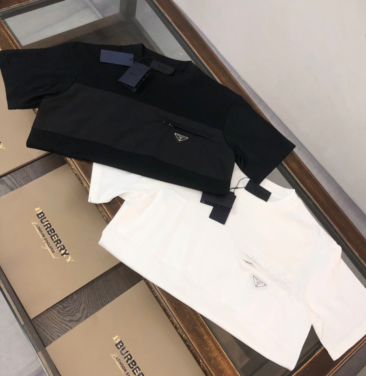 프** 삼각로고 티셔츠