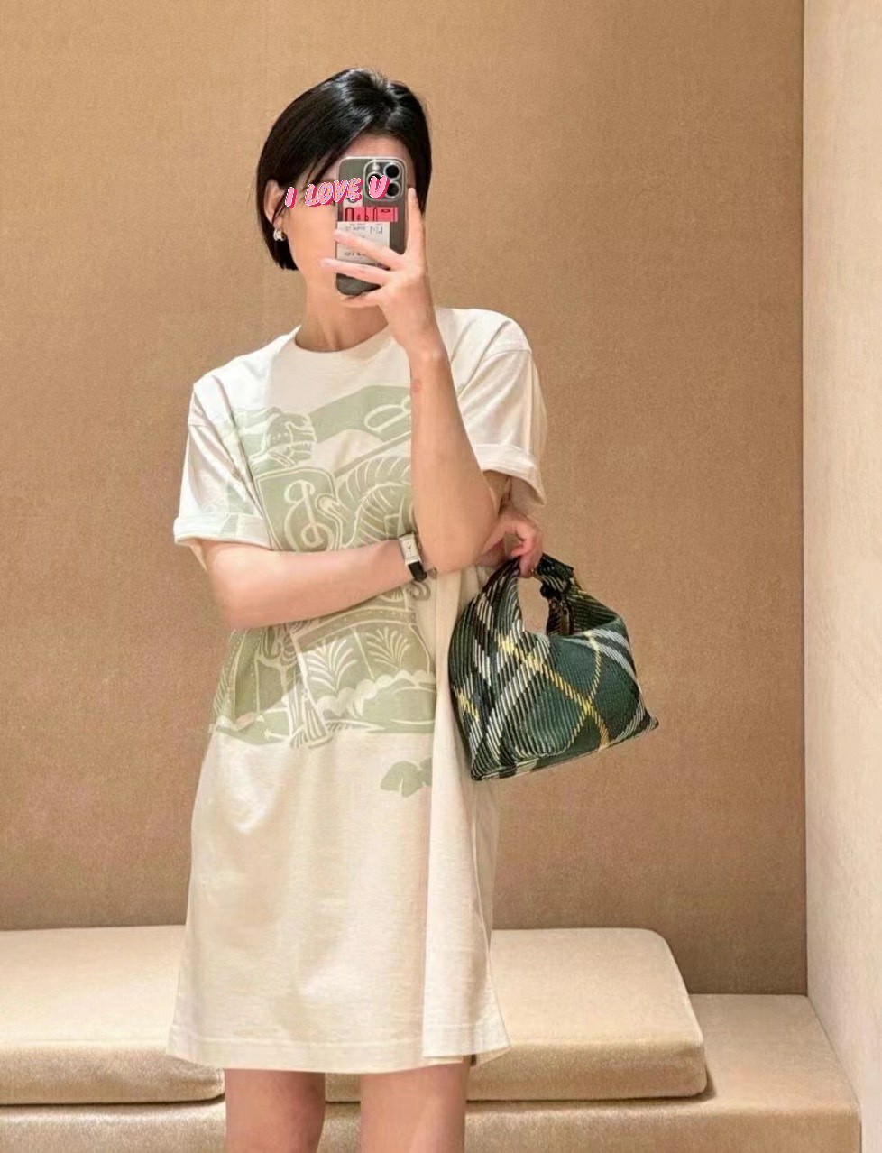 버** 시그니쳐 로고 원피스