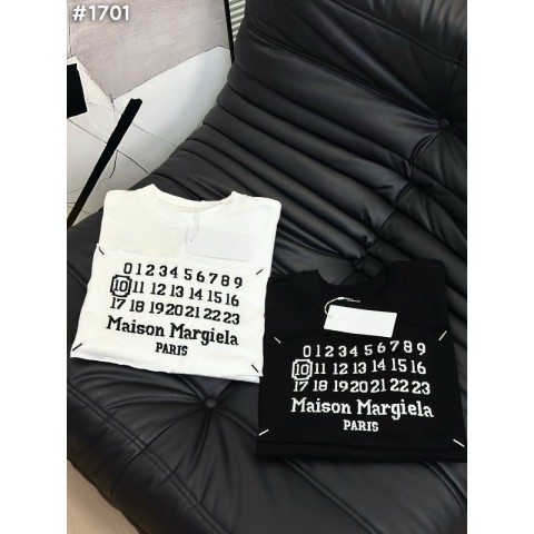 마**** 넘버링 로고 자수 반팔티